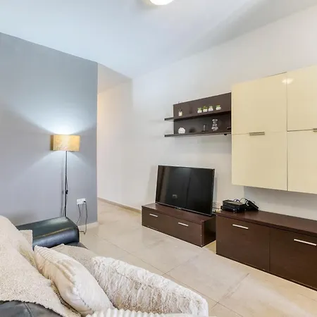 Spacious Central 2Br, Just Off Uni & Hospital & Wifi By 360 Estates Msida Exterior photo