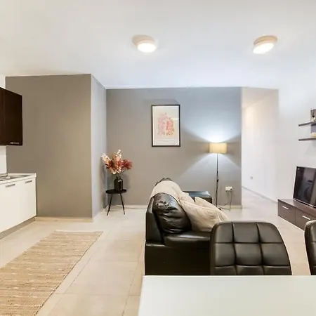Spacious Central 2Br, Just Off Uni & Hospital & Wifi By 360 Estates Msida Exterior photo