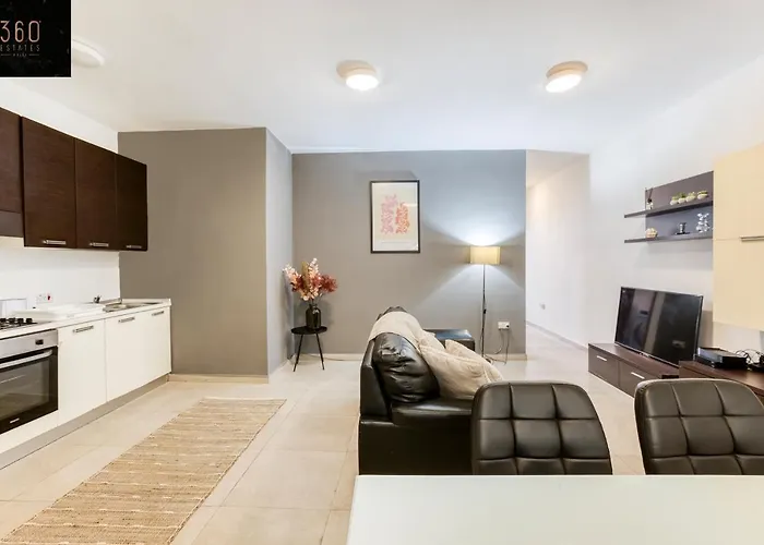 Spacious Central 2Br, Just Off Uni & Hospital & Wifi By 360 Estates