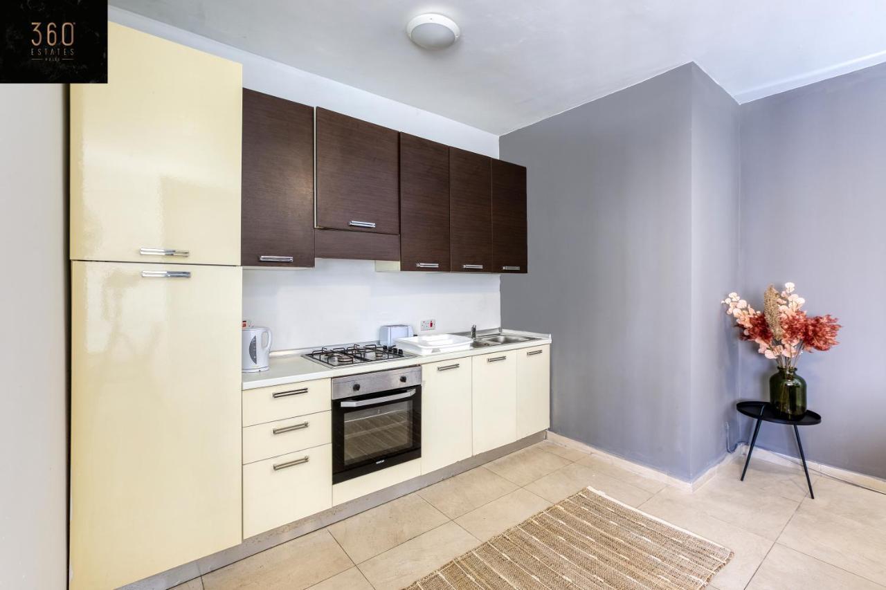 Spacious 2br, Just Off Uni & Hospital & Wifi By 360 Estates Apartment Msida